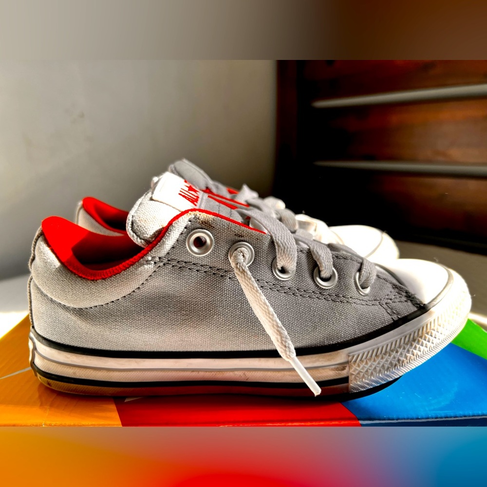 Converse all stars kids size 1